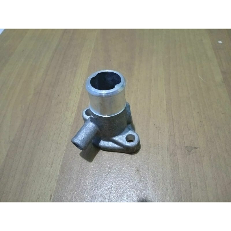 water outlet daihatsu classy G102 G100