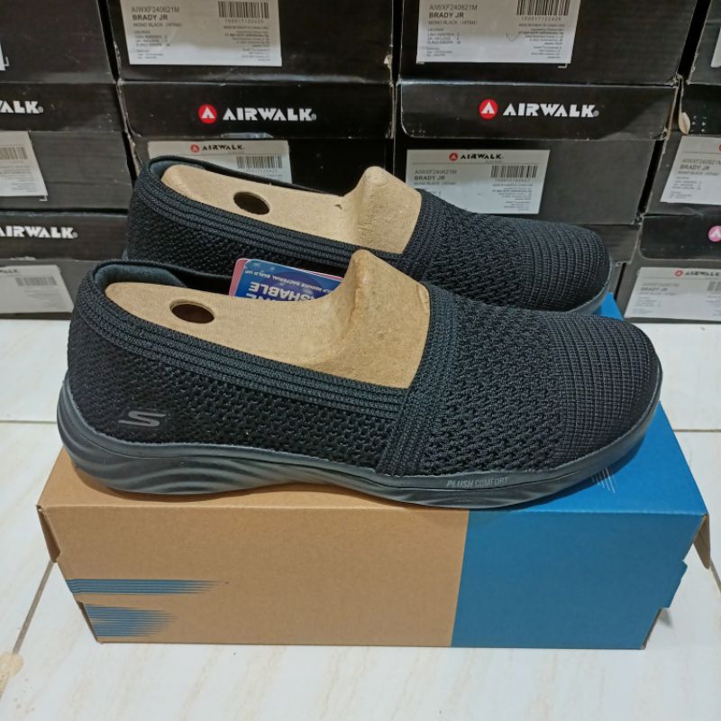 Skechers on the go  ( Size : 40   )