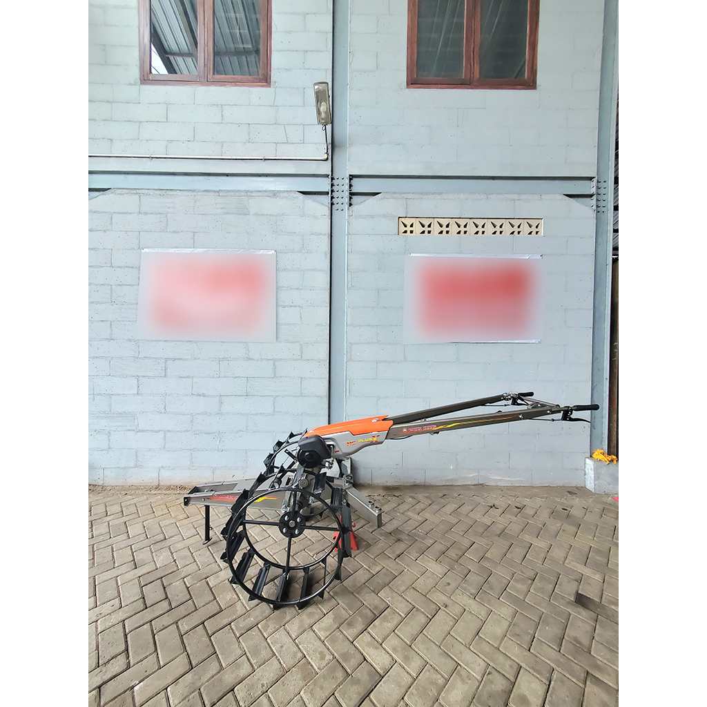 Traktor Thailand NC131 Plus ( Rangka NC131 Plus + Roda Besi )