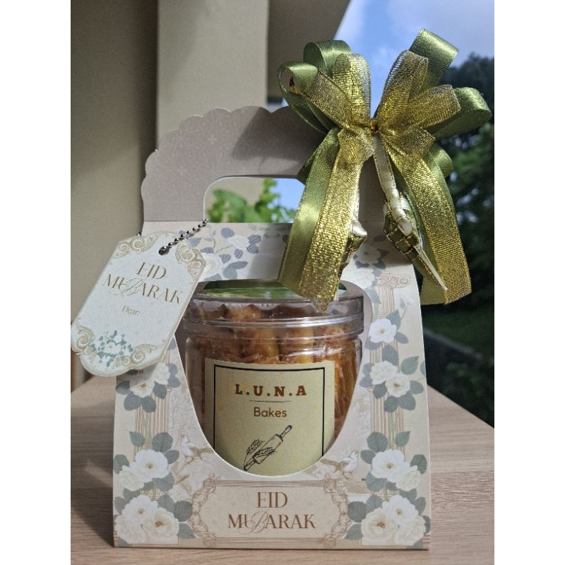 

Hampers Aesthetic small mountain flower