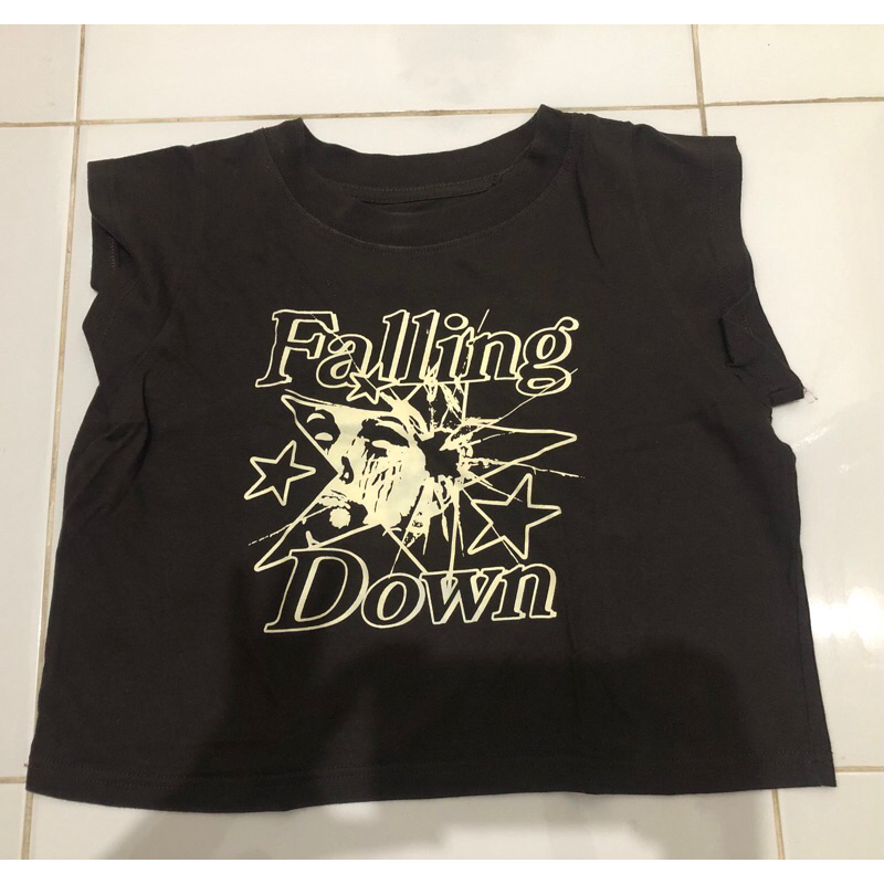 PRELOVED CROPTOP SLEEVELESS