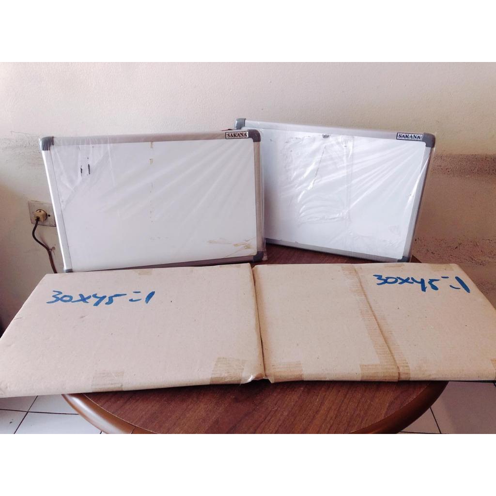 

Papan Tulis Whiteboard / White Board Gantung Magnet Single Face UK 30 x 45 CM