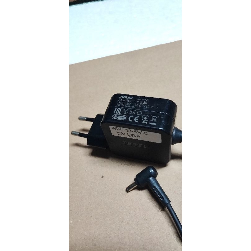 Adaptor ASUS ADP-33AW C  19V 1,75A Jack 4mm