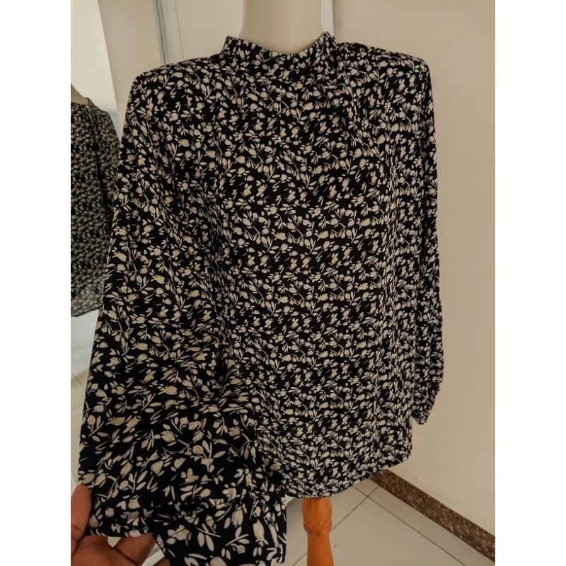 

preloved blouse motif (sudah +admin)