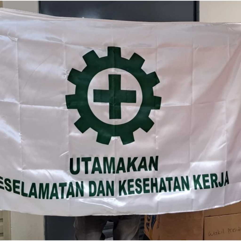 

RB bendera K3 standar depanaker ukuran 90 x 135 kualitas premium