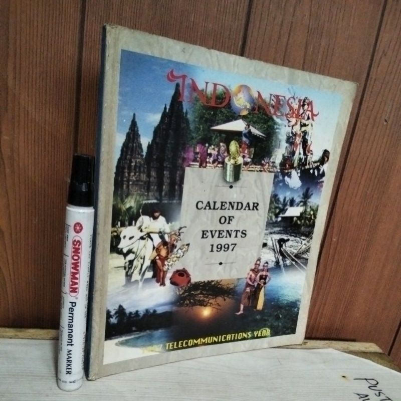 

INDONESIA KALENDER OF EVENTS 1997 seni pertunjukan daerah budaya
