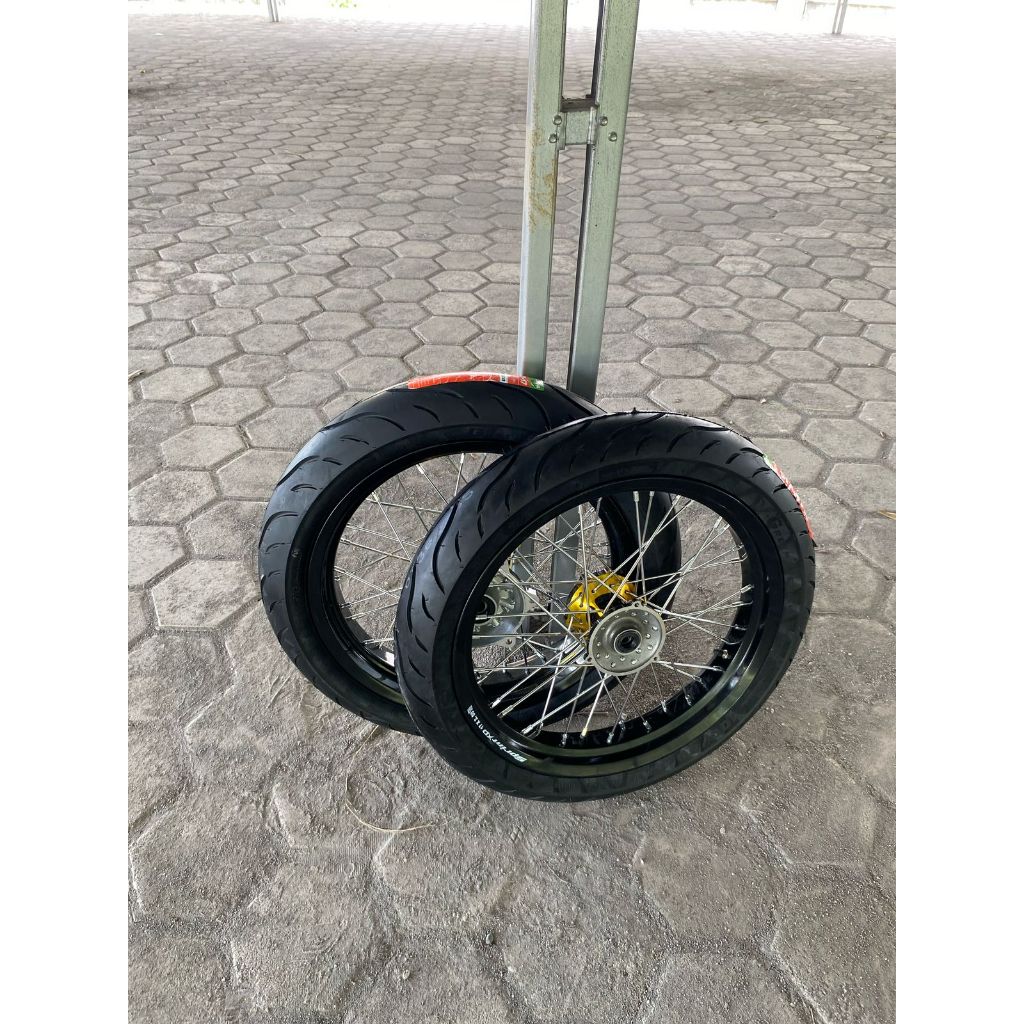 Roda Supermoto WR 250/300 Ring 17 Wheelset SUMO Yamaha WR155 Ban Maxxis Baru