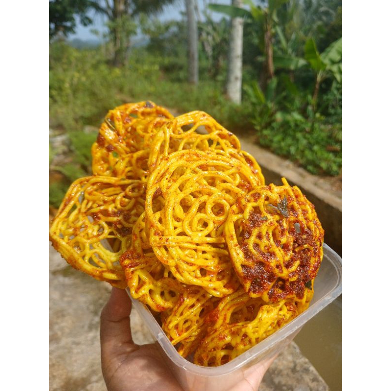 

seblak mie kuning 1 kg