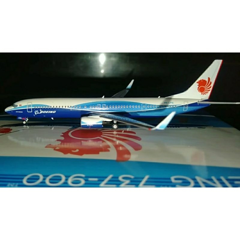 BRAND NEW IN THE BOX Diecast Pesawat Lion Air Dreamliner Boeing B 737 NG Models Original