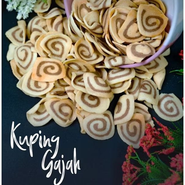 

Jajan Kuping Gajah Home Made