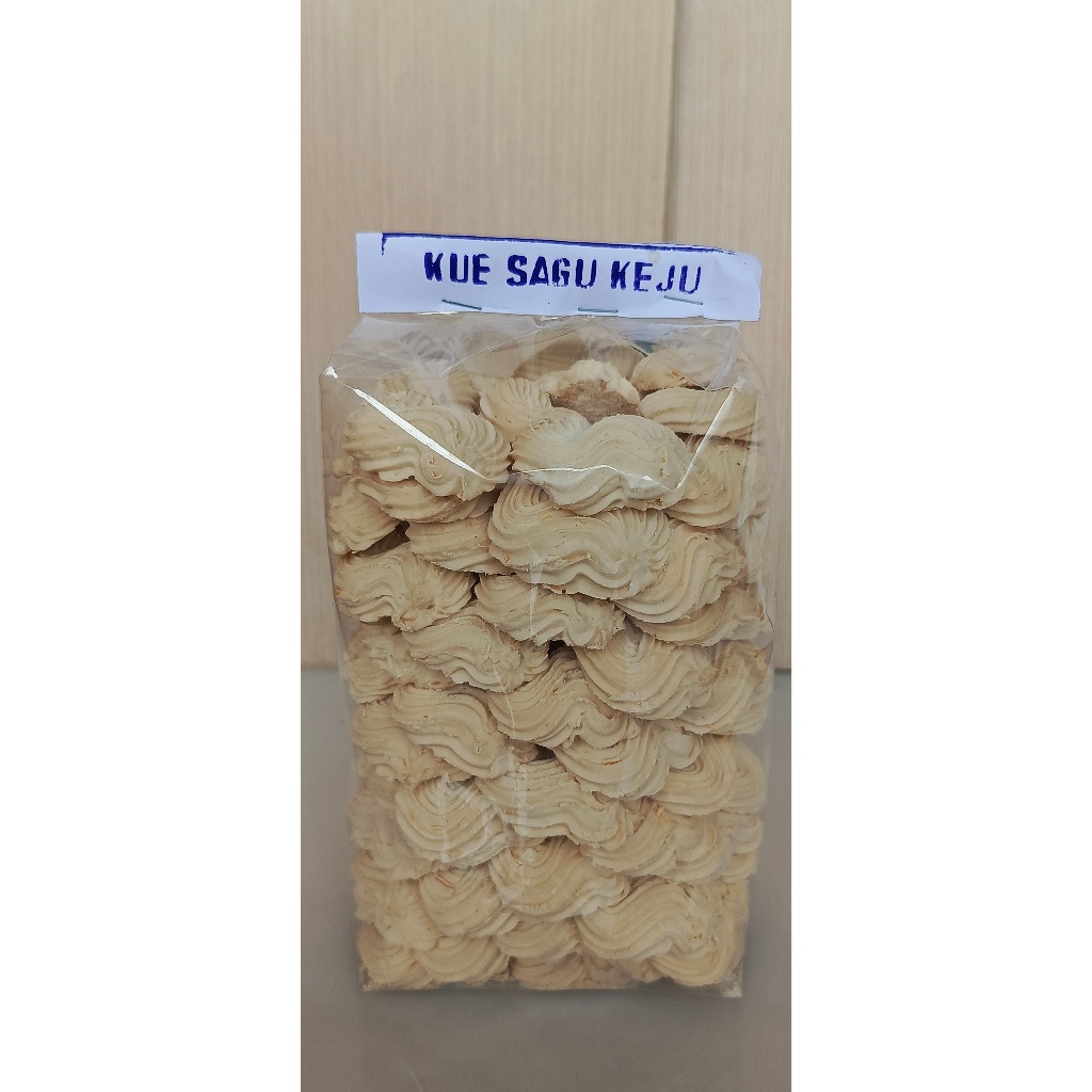 

kue lebaran, kue sagu keju, berat 500 gram.