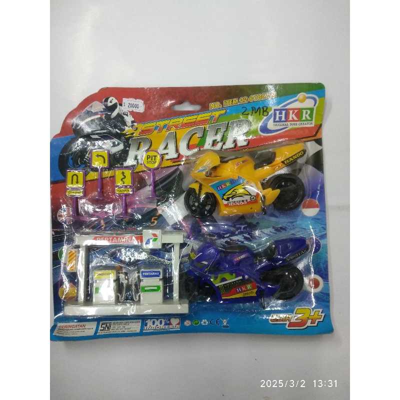 MAINAN ANAK MOTOR GP PLUS POM BENSIN dan RAMBU RAMBU  MAINAN MOTOR NINJA 2 PCS PLUS POM