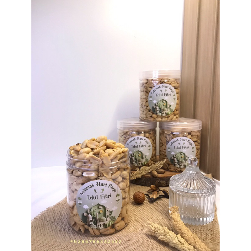 

Kacang Bawang Goreng Toples Hampers Lebaran Murah