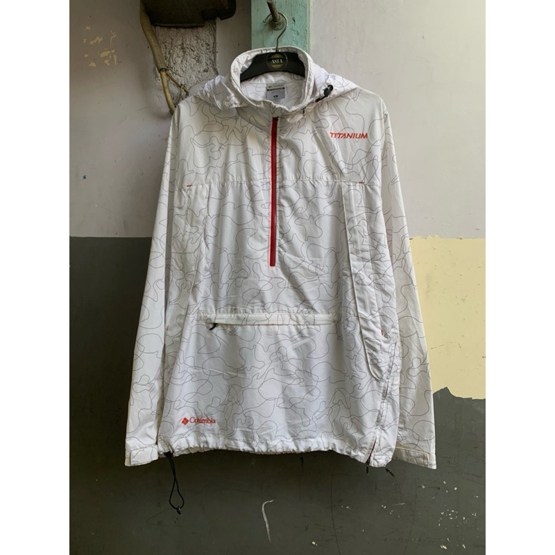 jacket columbia titanium preloved