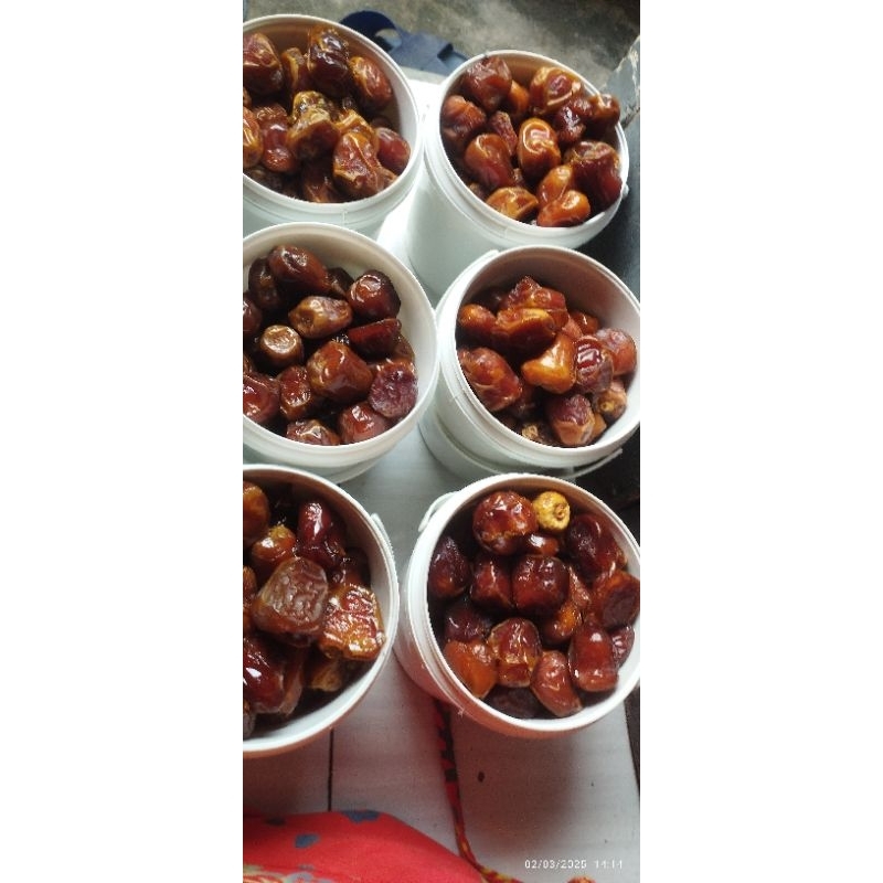 

kurma sukari ember