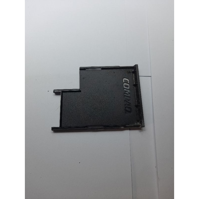HP COMPAQ PRESARIO  V3000  PENUTUP MMC