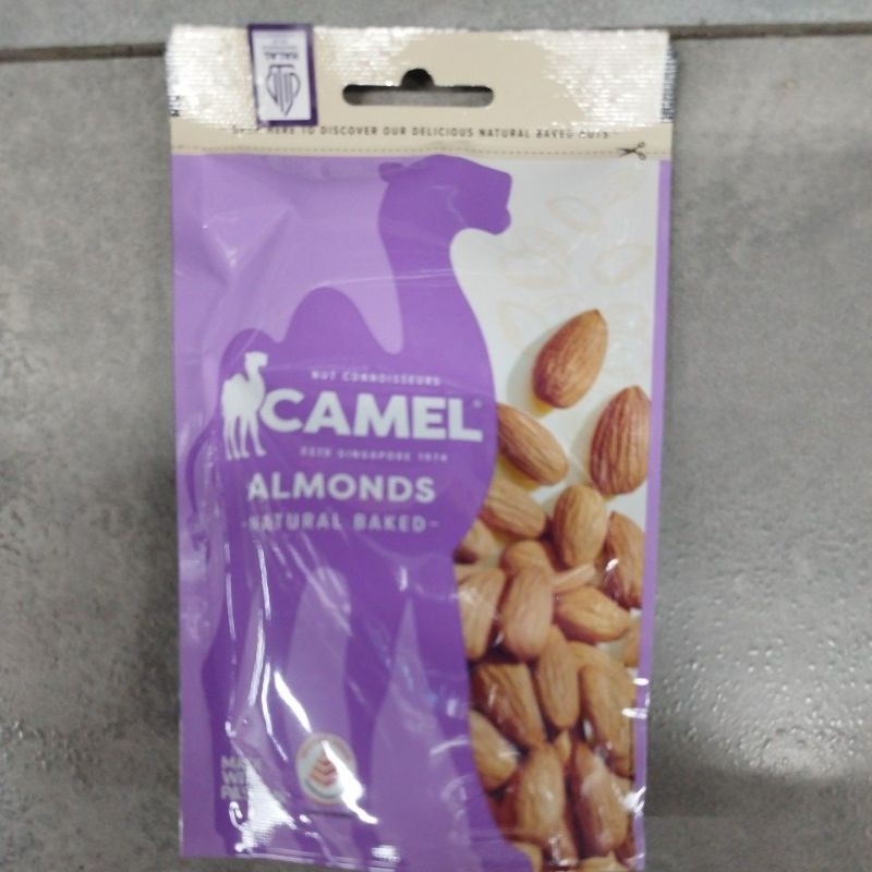 

snack Kacang almond Camel