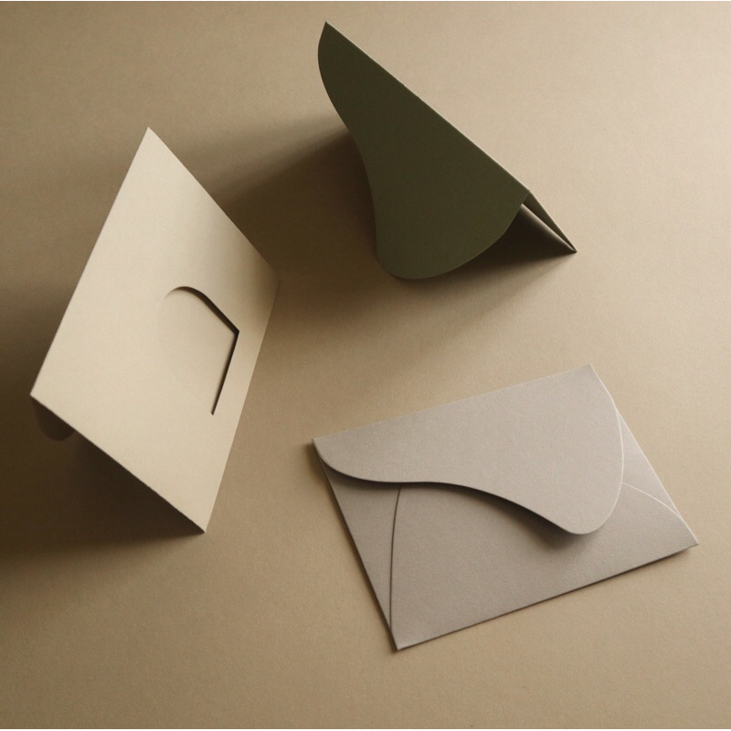 

InJO Live in the Moment // Postcard