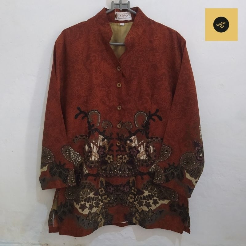 KEMEJA LENGAN PANJANG MOTIF BATIK COKLAT WANITA