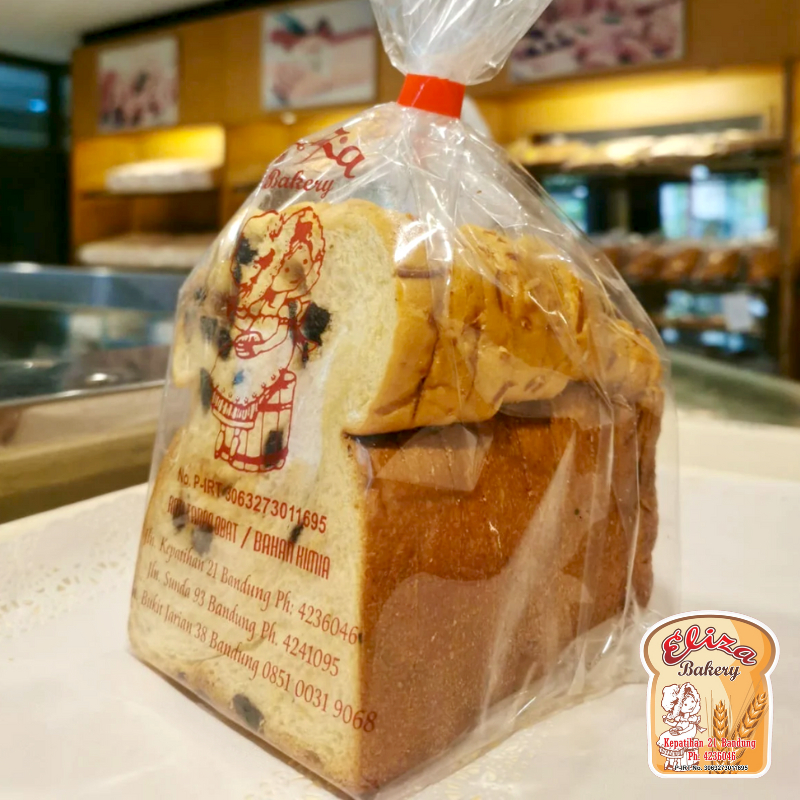 

Kismis Besar Half - Eliza Bakery Bandung - Since 1984