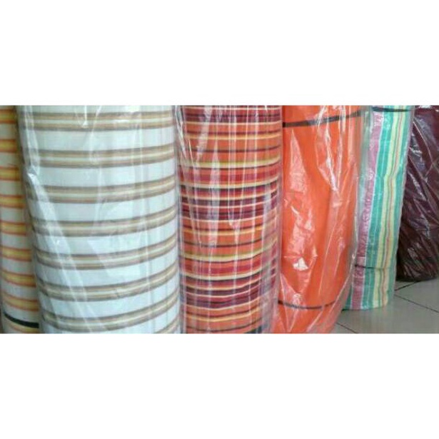 KODE J89K Kain lurik  kotak2 tenun pekalongan