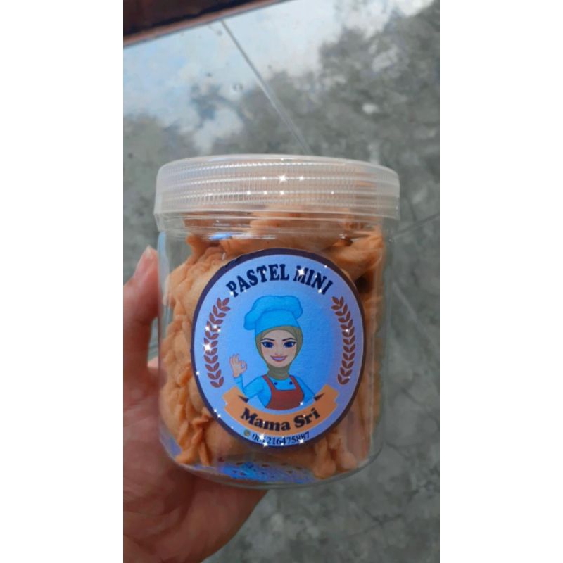 

Pastel Mini Mama Sri Fiull Abon Ngeprull Kemasan Toples 500ml