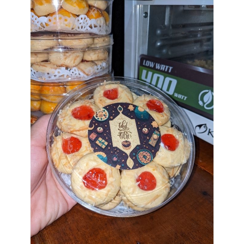 

Tumprint slai strawberry | kue kering | kue lebaran | 250gr