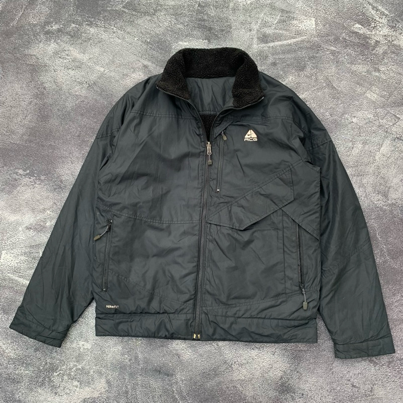 jacket bolak balik nike acg