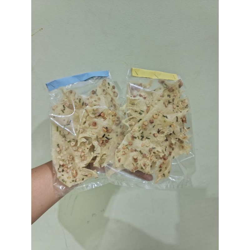 

KRIPIK KACANG