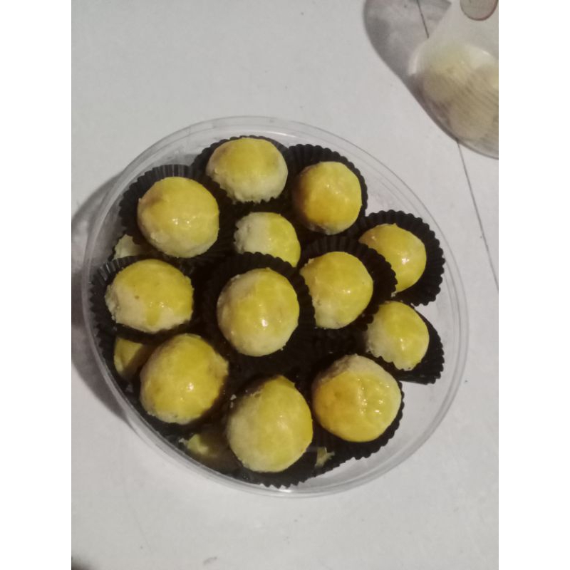 

Nastar nanas toples seperempat dan setengah kilo (jual terpisah)