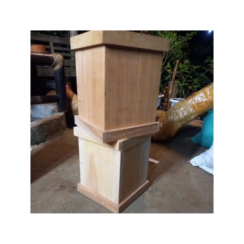 kotak klanceng itama kelulut