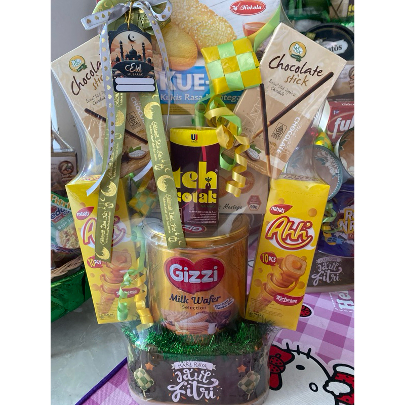 

PARCEL | HAMPERS LEBARAN IDUL FITRI MURAH | PAKET SNACK 80k