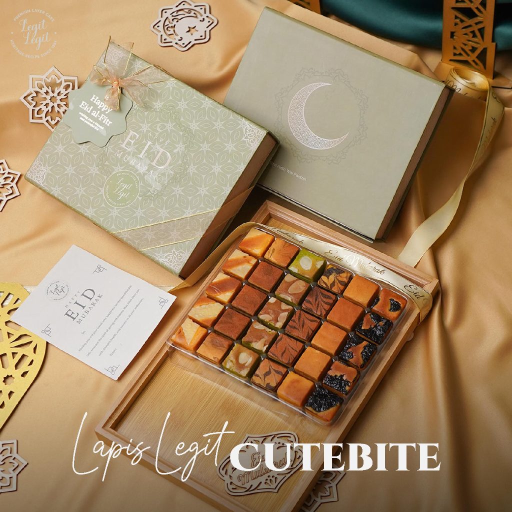 

Legit Legit Lapis Legit Cute Bite Mix (Full Wisman) - Eid Hampers | Ramadan Hampers | Hampers Lebaran | Parcel Lebaran | Hadiah Lebaran | Paket Kue