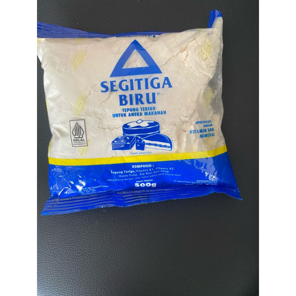 

tepung terigu segitiga biru 500gr