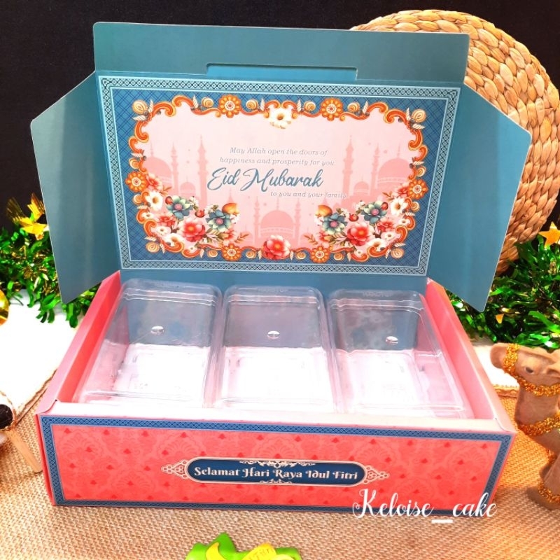

( isi 5 pcs/ @ 13.500 ) BOX/DUS IDUL FITRI ISI 3 TOPLES 350GR