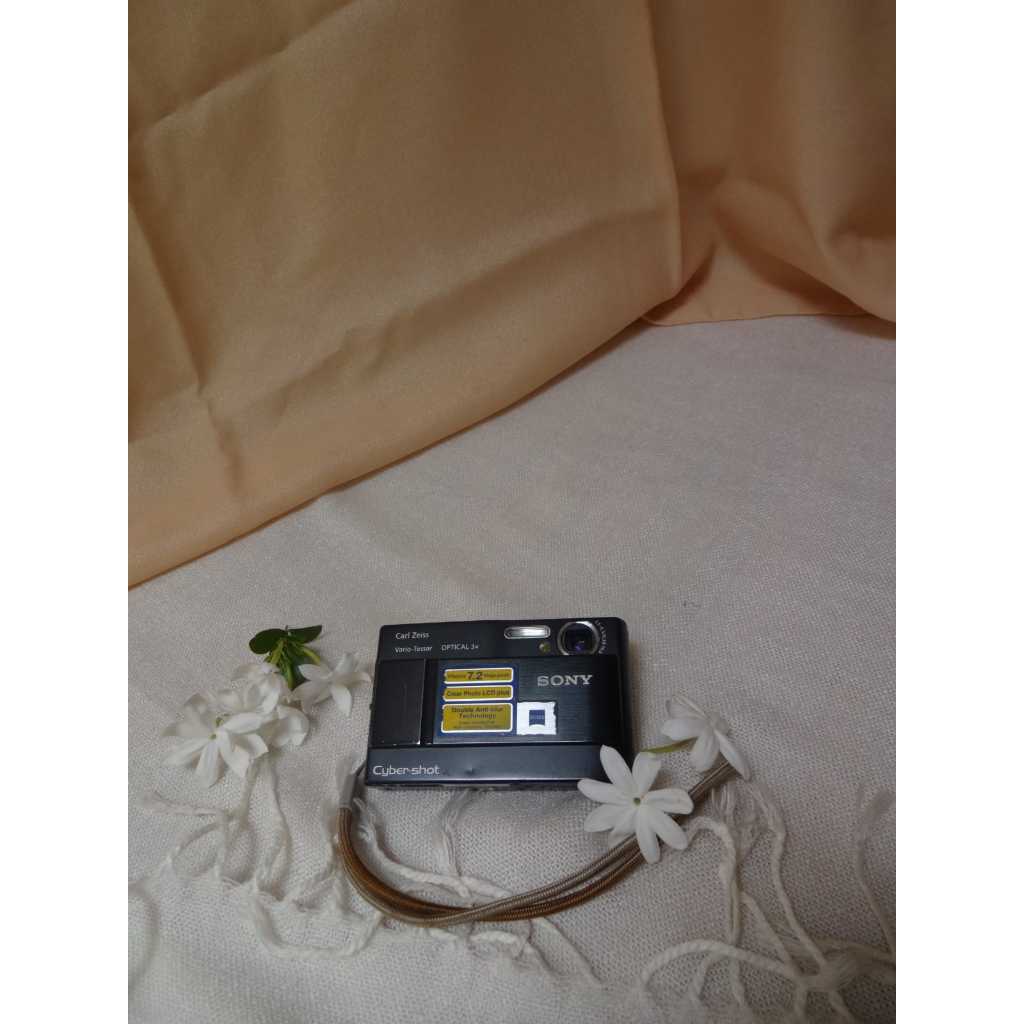 Sony Cyber-shot DSC-T10 Digital Camera | Digicam Jadul Retro Estetik 7.2MP | Kamera Slim Slide Unik 