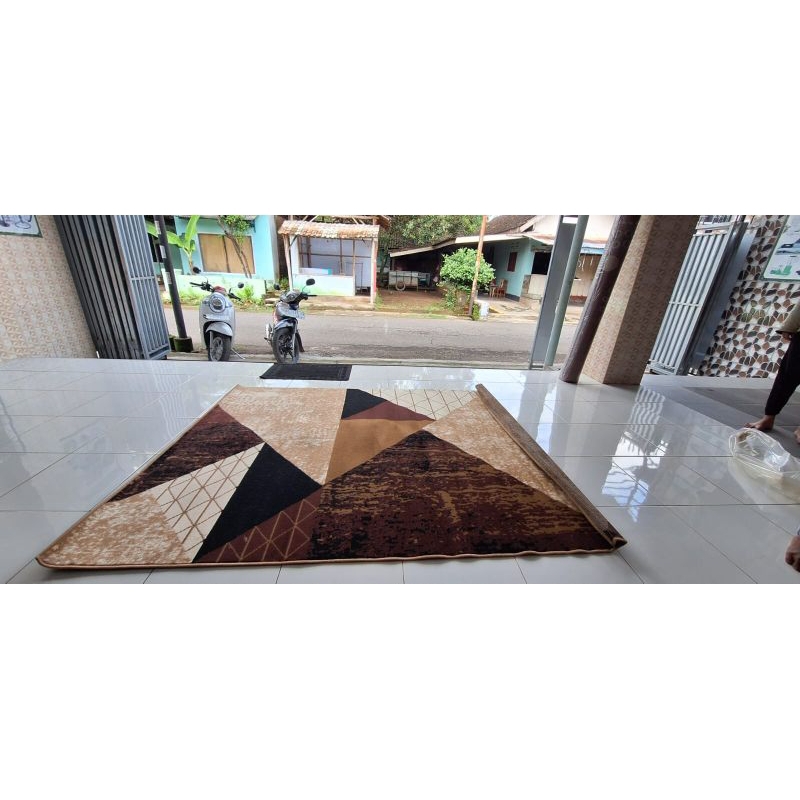 Karpet Permadani Ruang Tamu