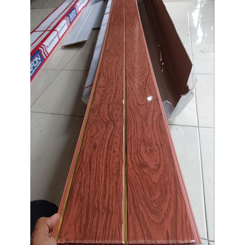 pvc panjang 6 meter serat kayu merah perbox
