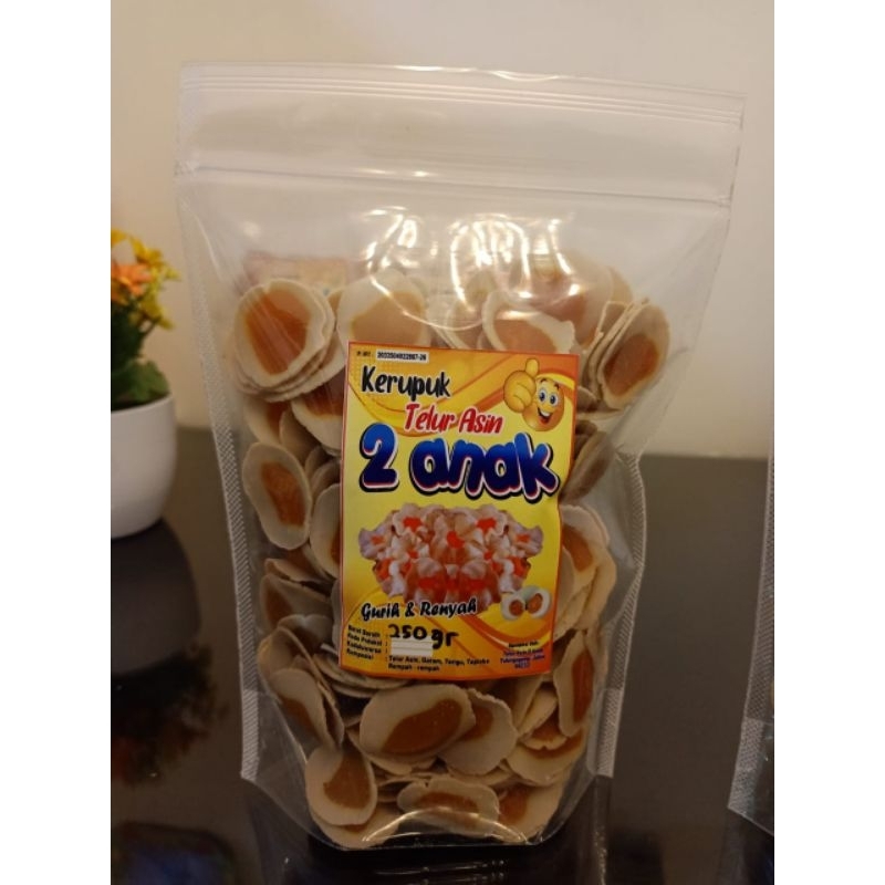 

Kerupuk Telur Asin Cap 2 Anak (50gr) Renyah Gurih [COD Gratis Ongkir]