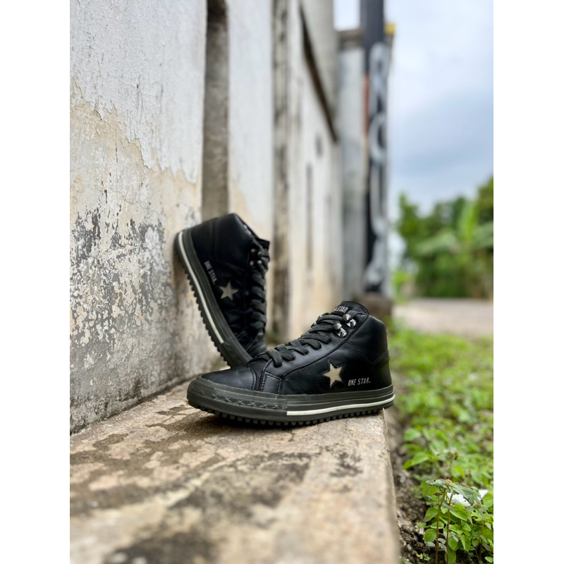 Converse Vintage One Star Mid Hiker Leather Black Grey