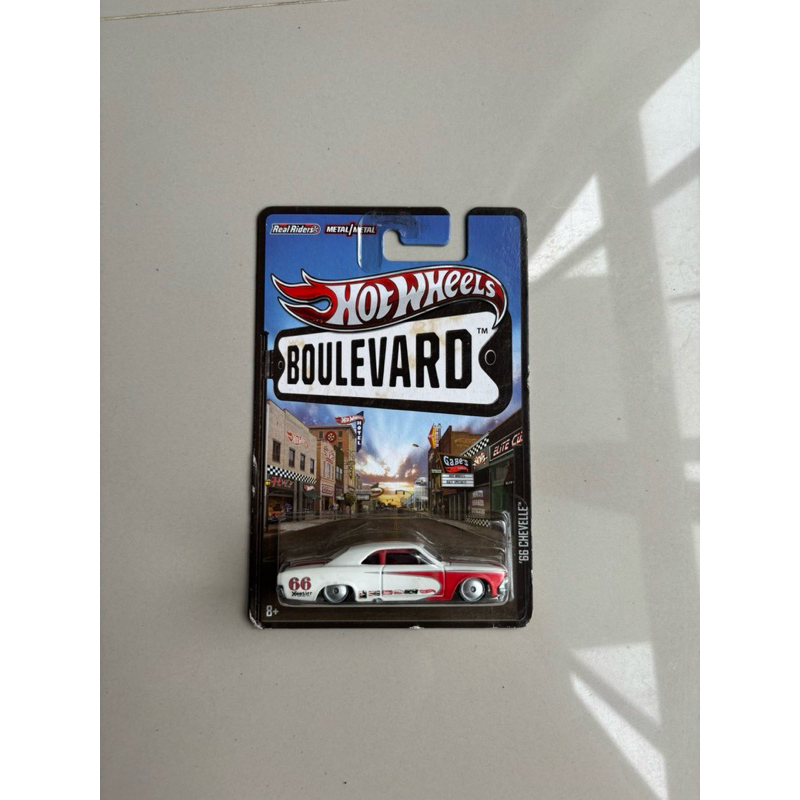 HOT WHEELS PREMIUM BOULEVARD 66 CHEVELLE