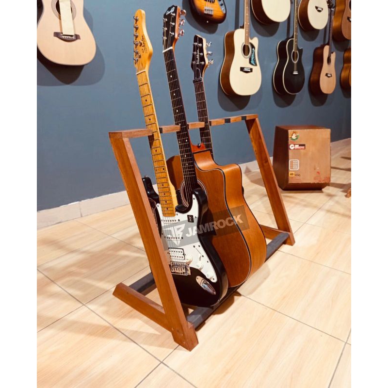 stand gitar kayu rak gitar kayu isi 5 stand gitar all type