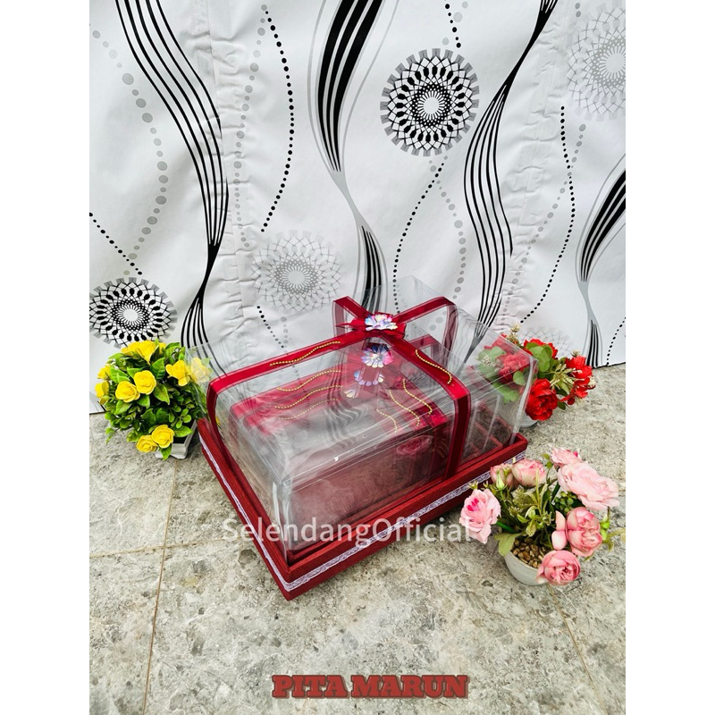 

BOX PARSEL KOTAK HANTARAN MODEL PITASESERAHAN PERNIKAHAN SET MIKA LENGKAP ISI 4 & ISI 2 KOTAK HANTARAN