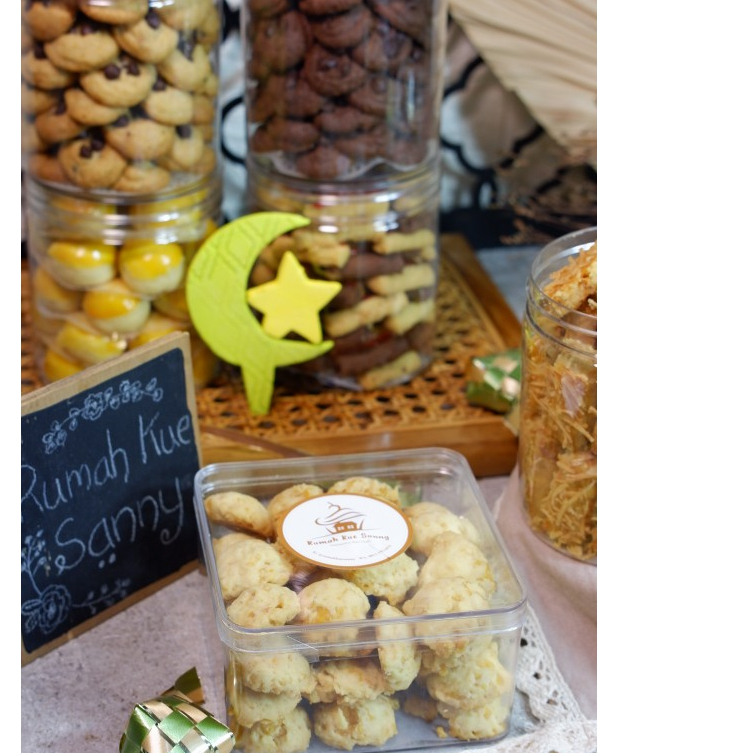 

Hampers Lebaran Spesial - Hampers Kue Kering Lebaran - Hampers Ramadhan Lebaran - Hampers Spesial Ramadhan