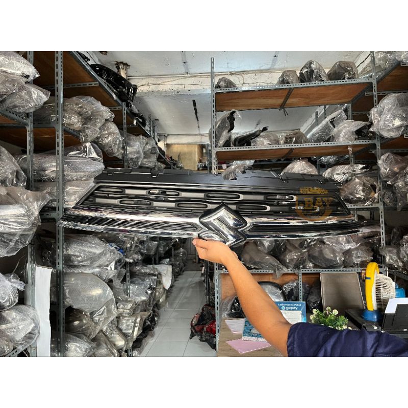Grill Depan Suzuki XL7 Suzuki XL 7 Original