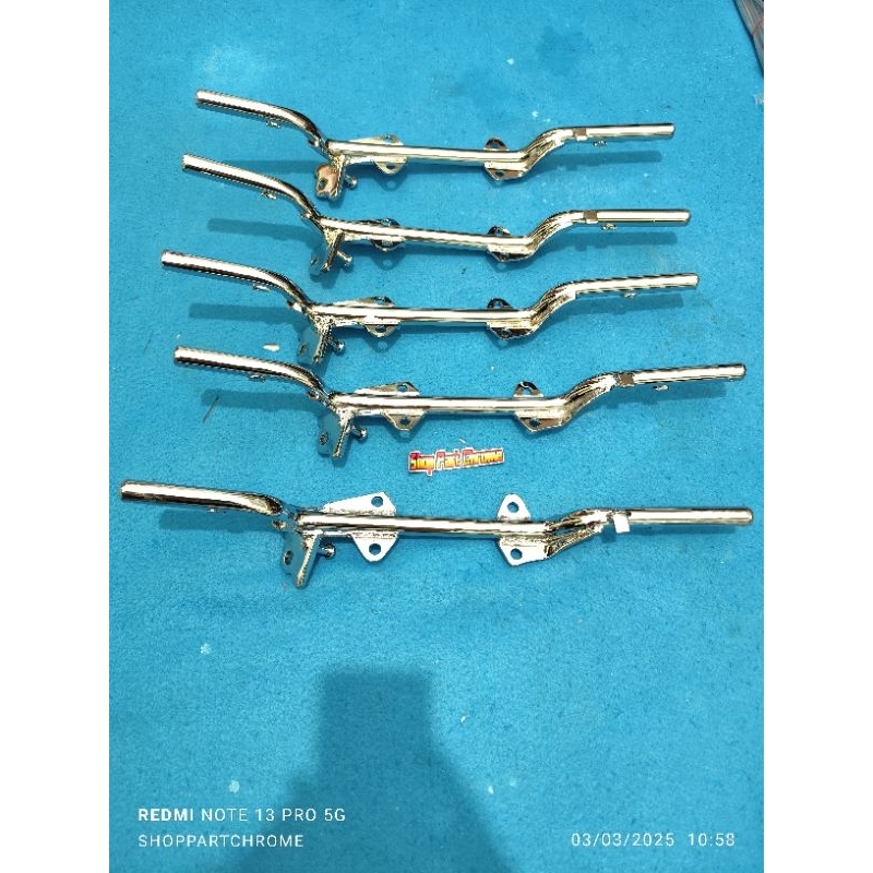Postep/pijakan kaki depan mesin ORIGINAL GL MAX/GL PRO CROM CELUP