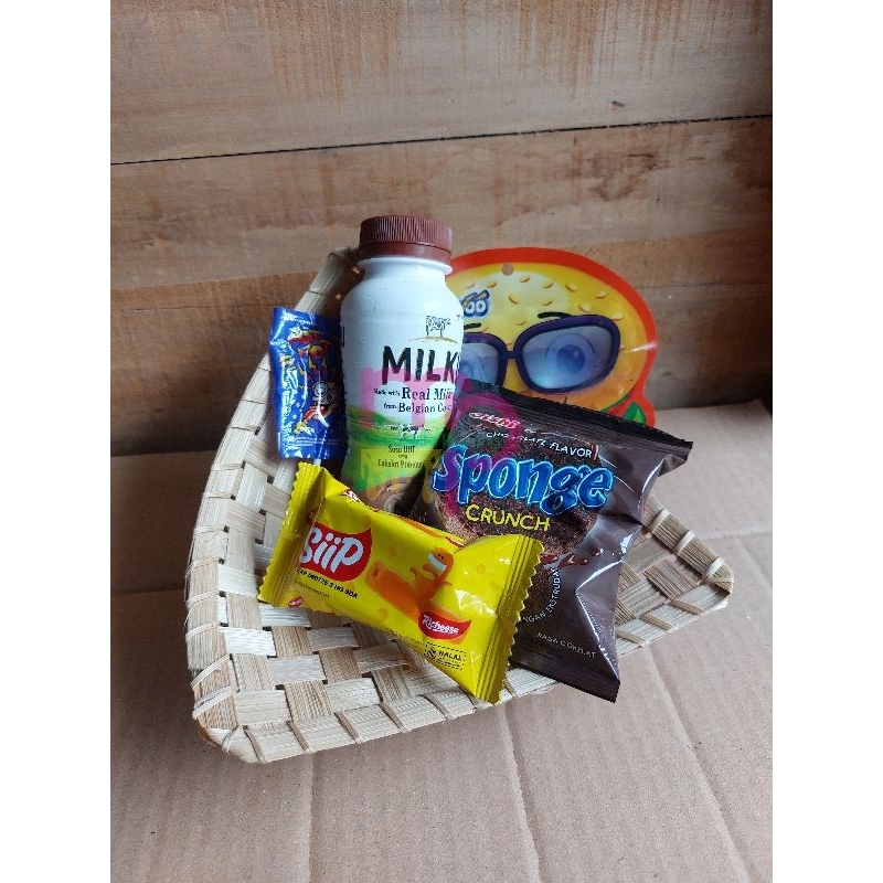 piring pincuk anyaman bambu tatakan hampers parcel