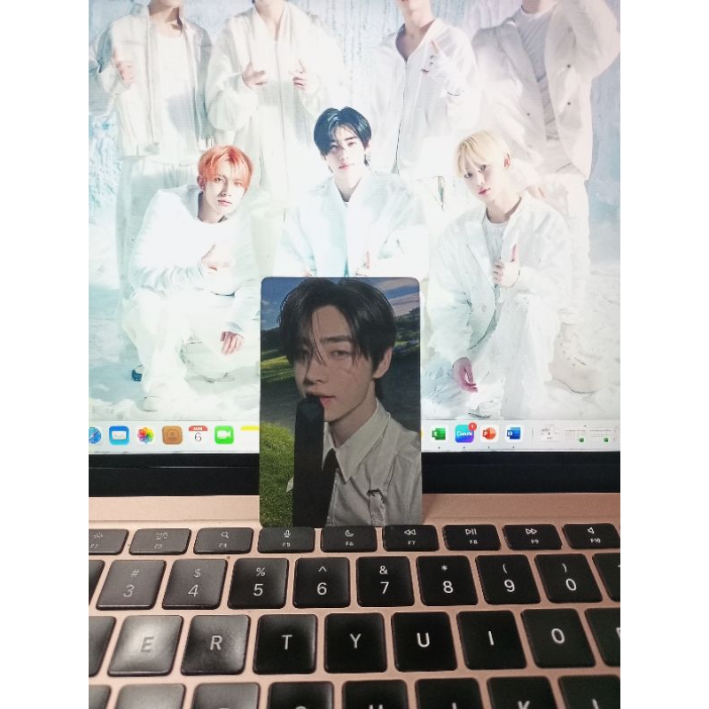 PC Sunghoon Gigit Dasi  Original Photocard Kpop Enhypen