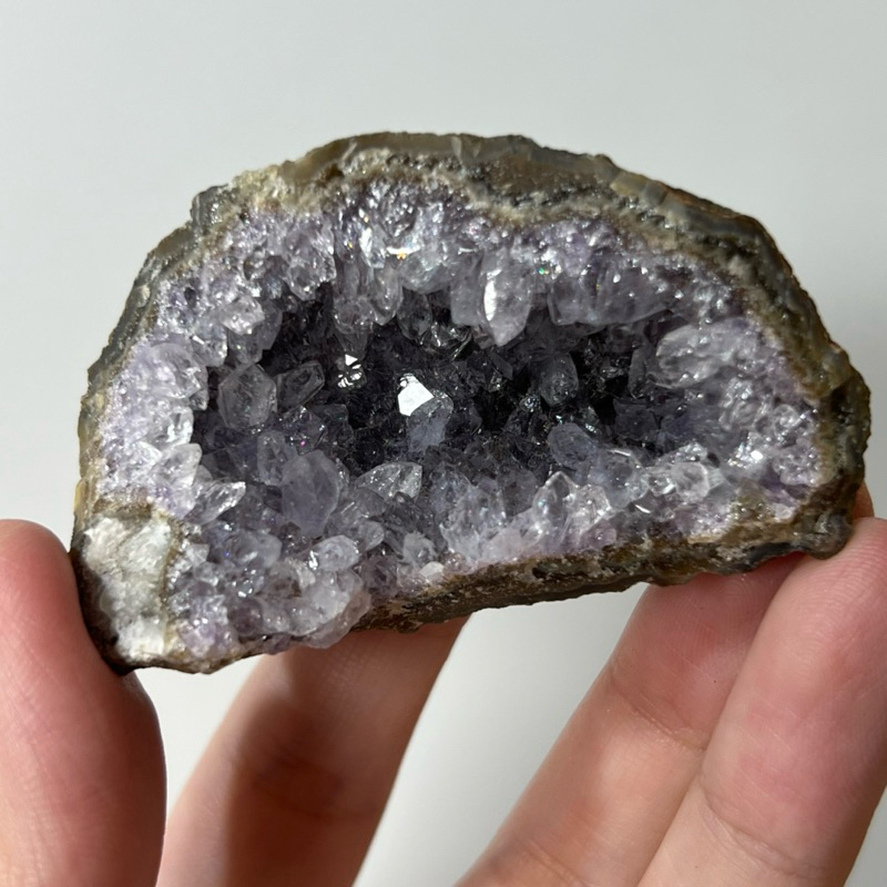CRYSTAL - Amethyst Geode