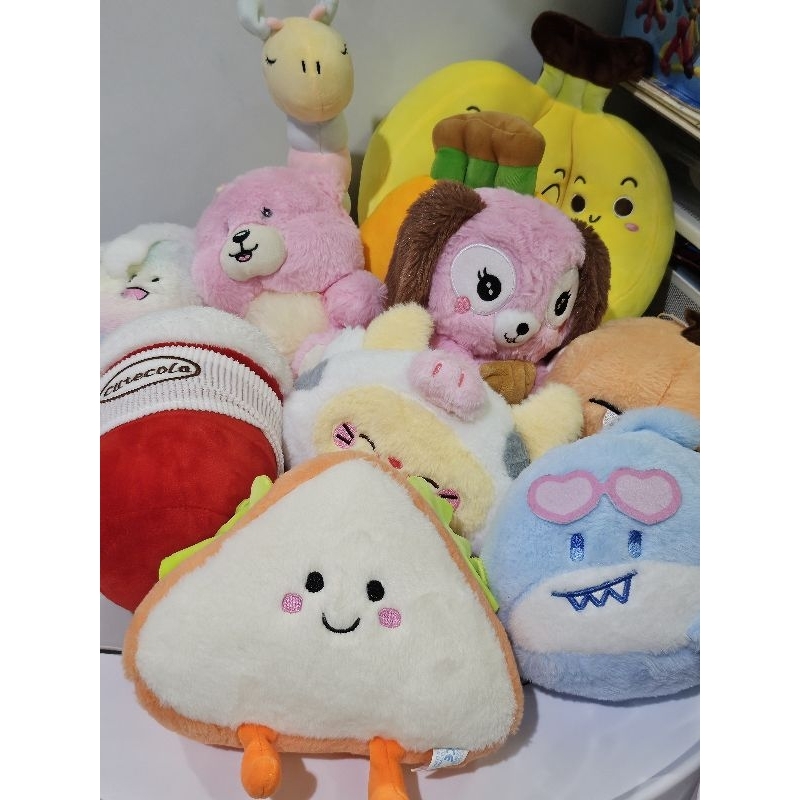 (preloved) boneka kecil mainan anak berbagai bentuk dan ukuran merchandise - coco melon jj gajah hai